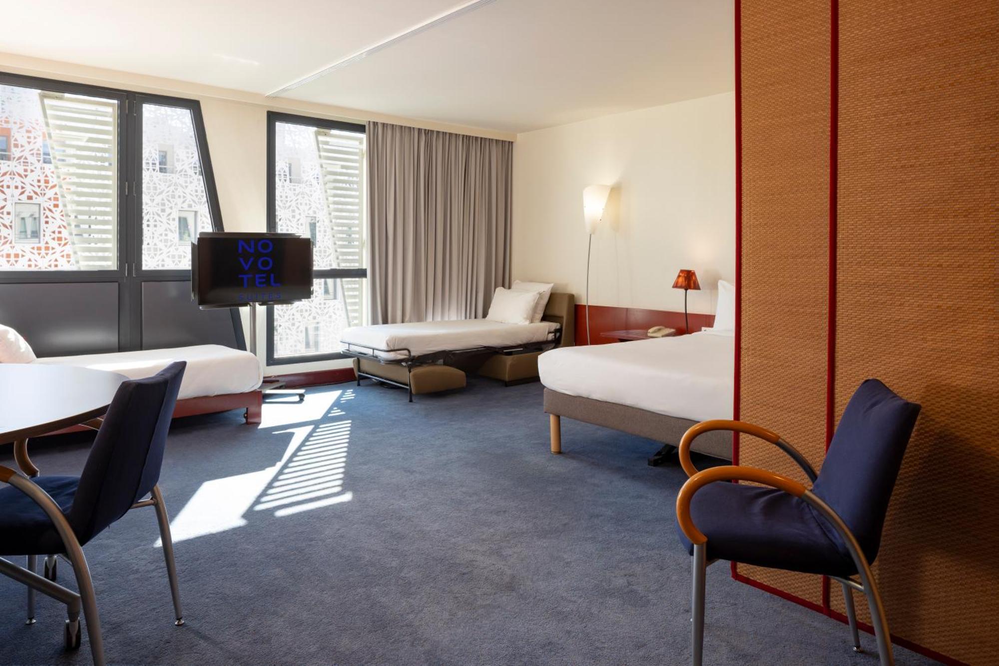 Superior Suite Double Bed Two Single Beds,1704866941:JPEG